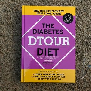 The revolutionary new food cure. THE DIABETES DTOUR DIET!! EUC! Hardback book.